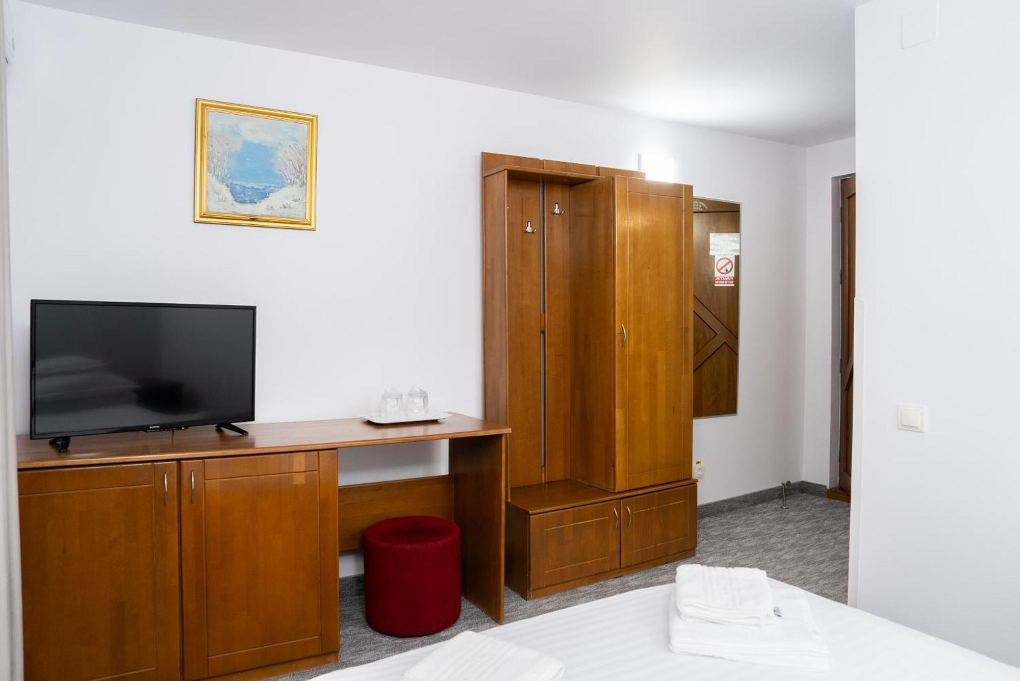 Hotel Casa De Piatra Scheia Eksteriør billede
