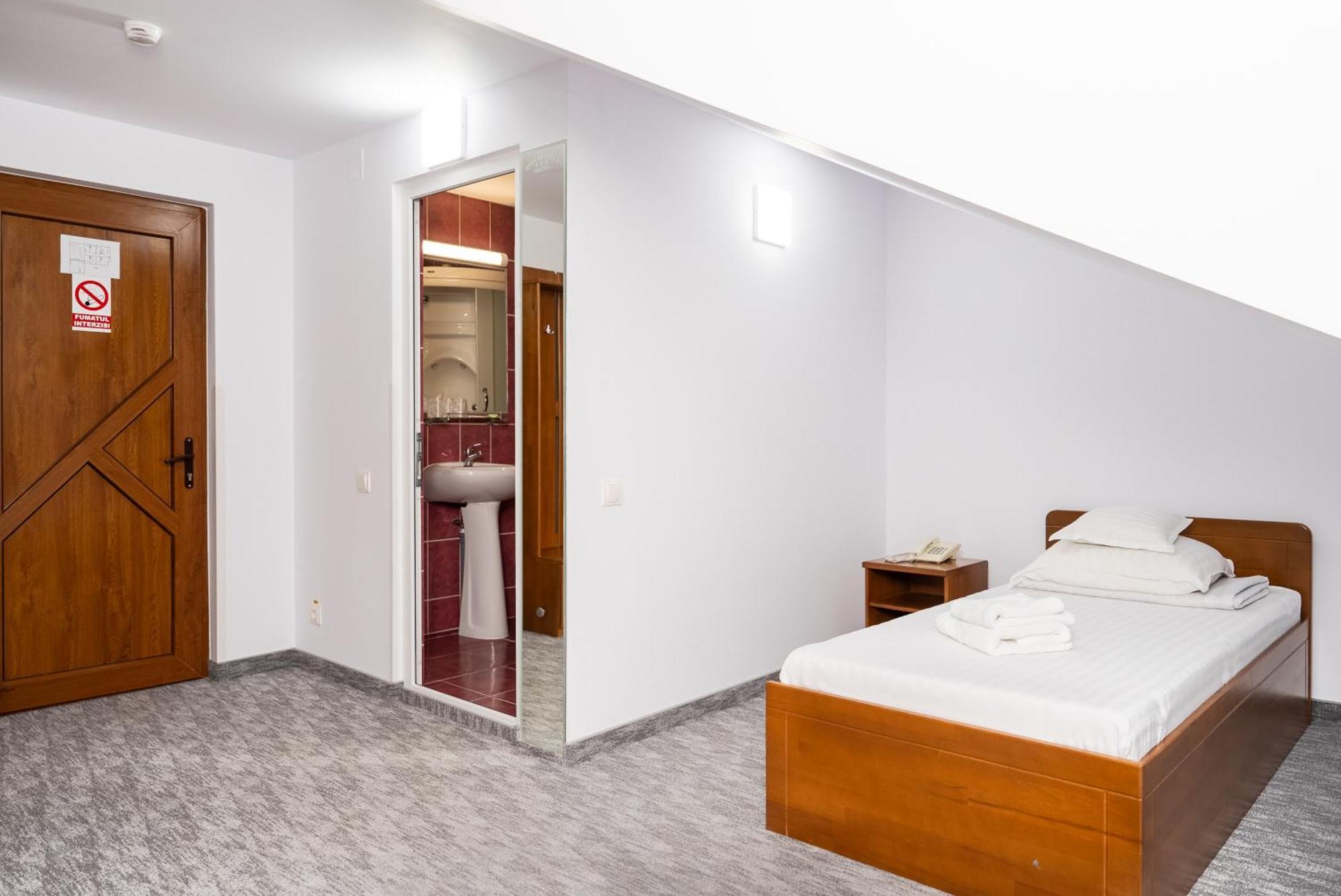Hotel Casa De Piatra Scheia Eksteriør billede