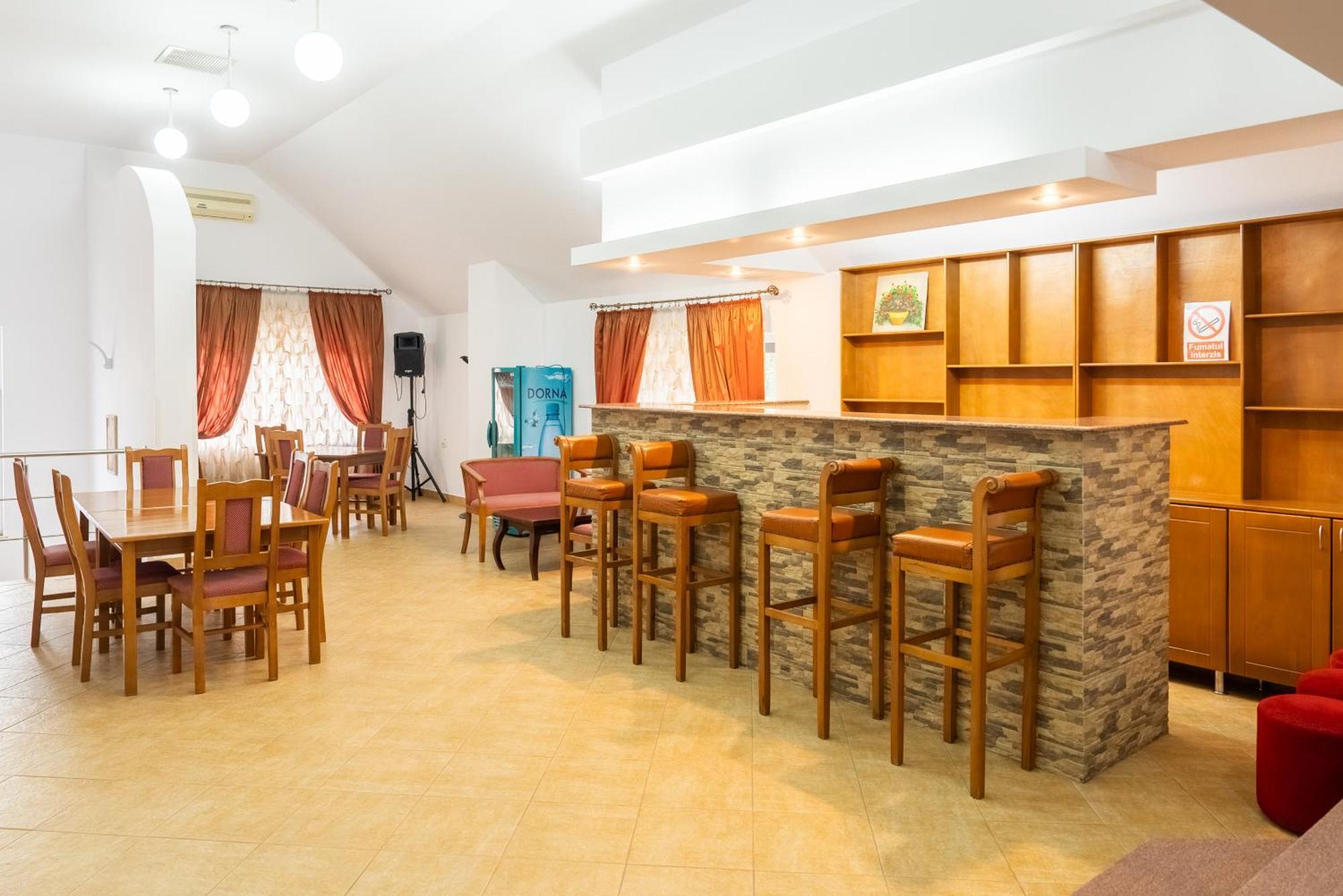 Hotel Casa De Piatra Scheia Eksteriør billede