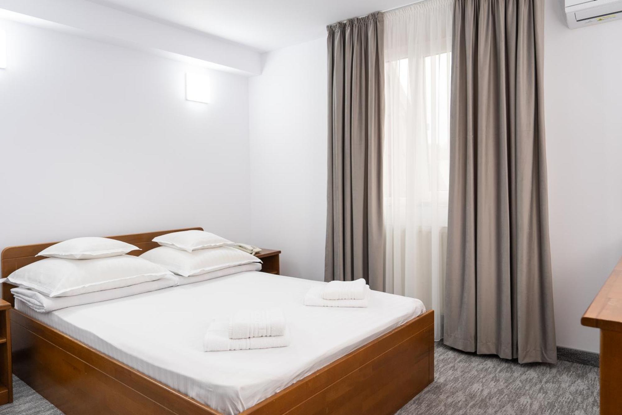 Hotel Casa De Piatra Scheia Eksteriør billede